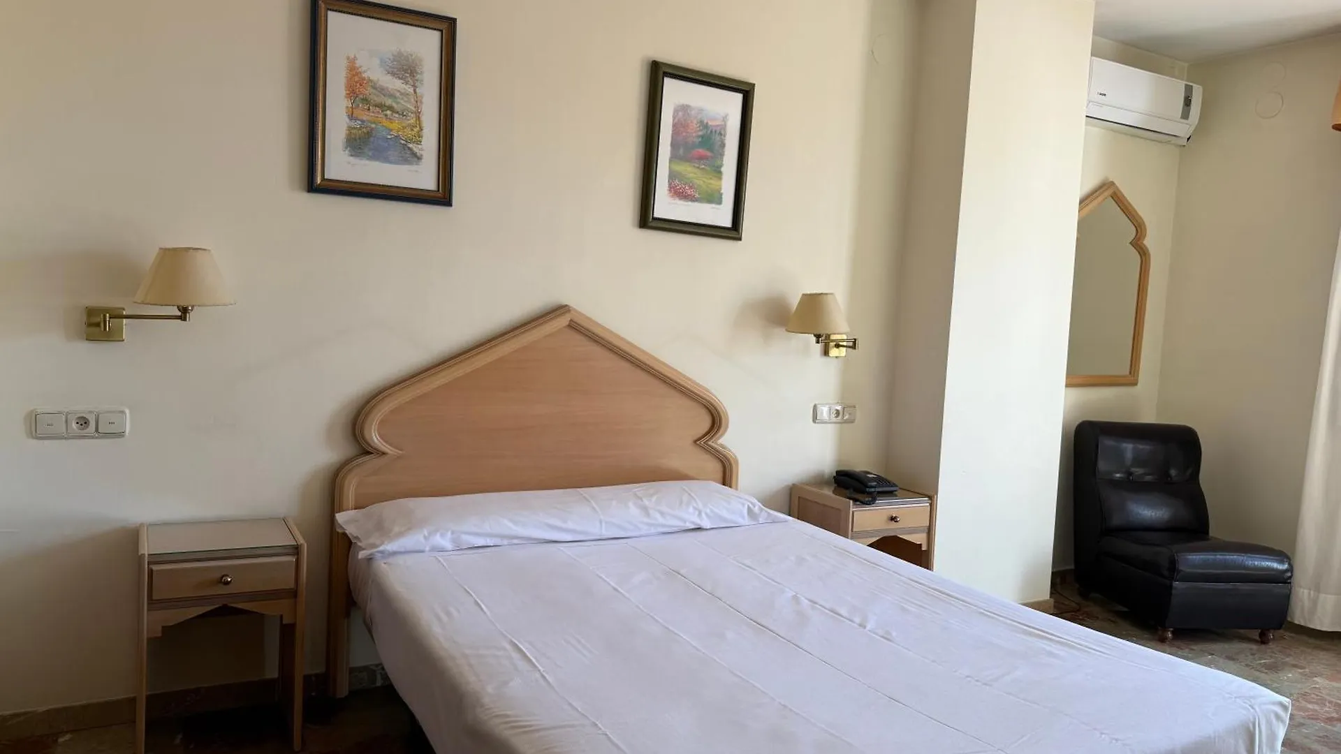 Hotel El Sol Lanjarón 2*,